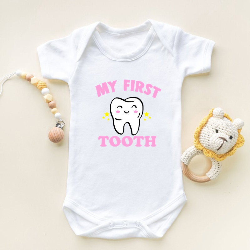 Baby Nursery Ideas Boy - 私は最初の歯プリント半袖ベビーロンパース幼児新生児ボディスーツ綿男の子女の子ジャンプスーツ衣装カバーオール服