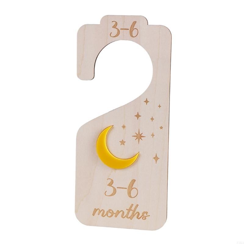 木製ベビーハンガーディバイダー 7個セット 保育園服セパレー - Baby Nursery Wardrobe のレビューと価格